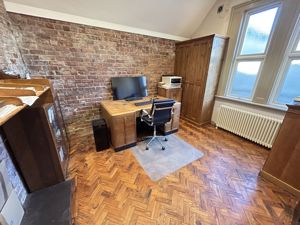 Photo 19- click for photo gallery